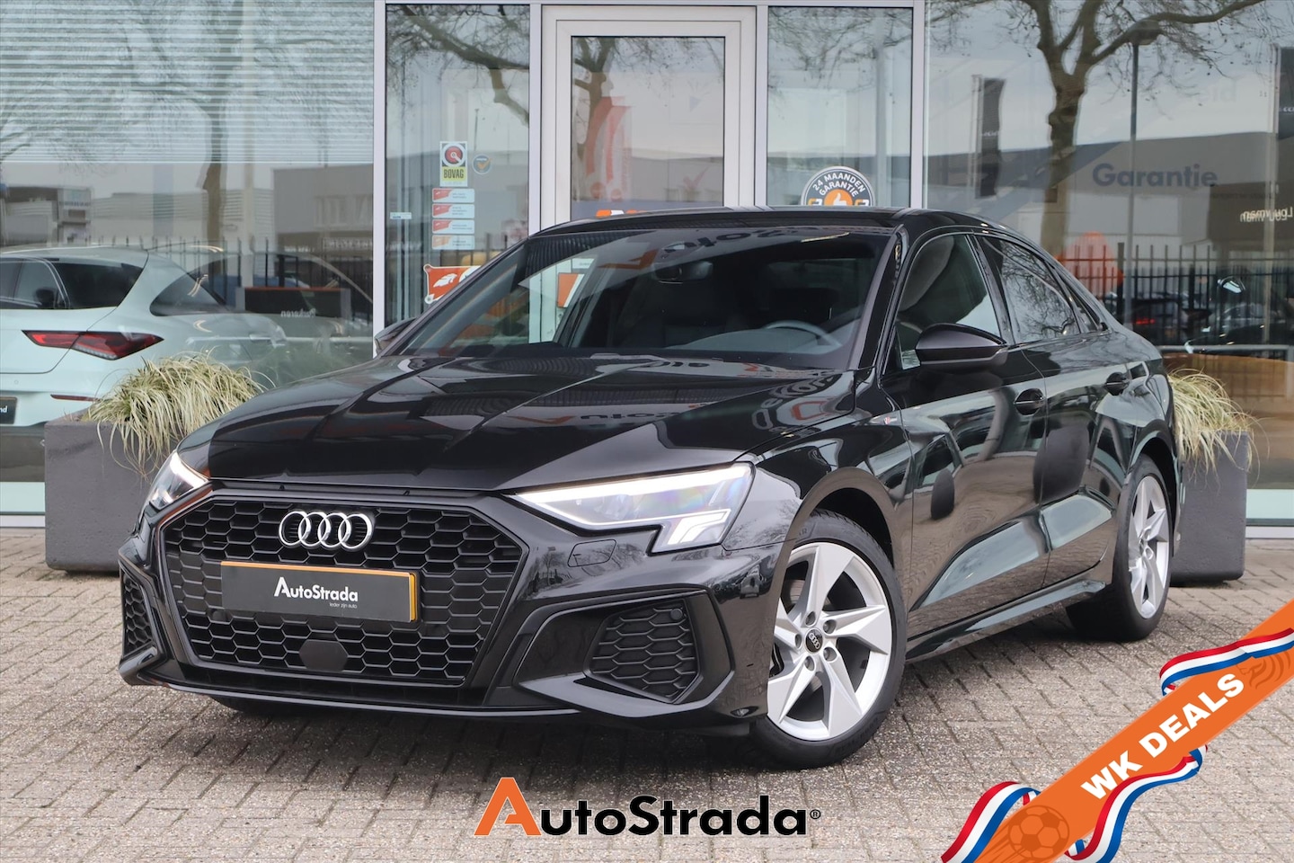 Audi A3 Limousine - 35 S-Line TFSI 150pk | Cruise | Climate | Navigatie | Carplay | LED | Virtual | Sensoren - AutoWereld.nl