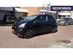 Toyota Aygo - 1.0-12V Access 3 drs I AIRCO I Afstands bed