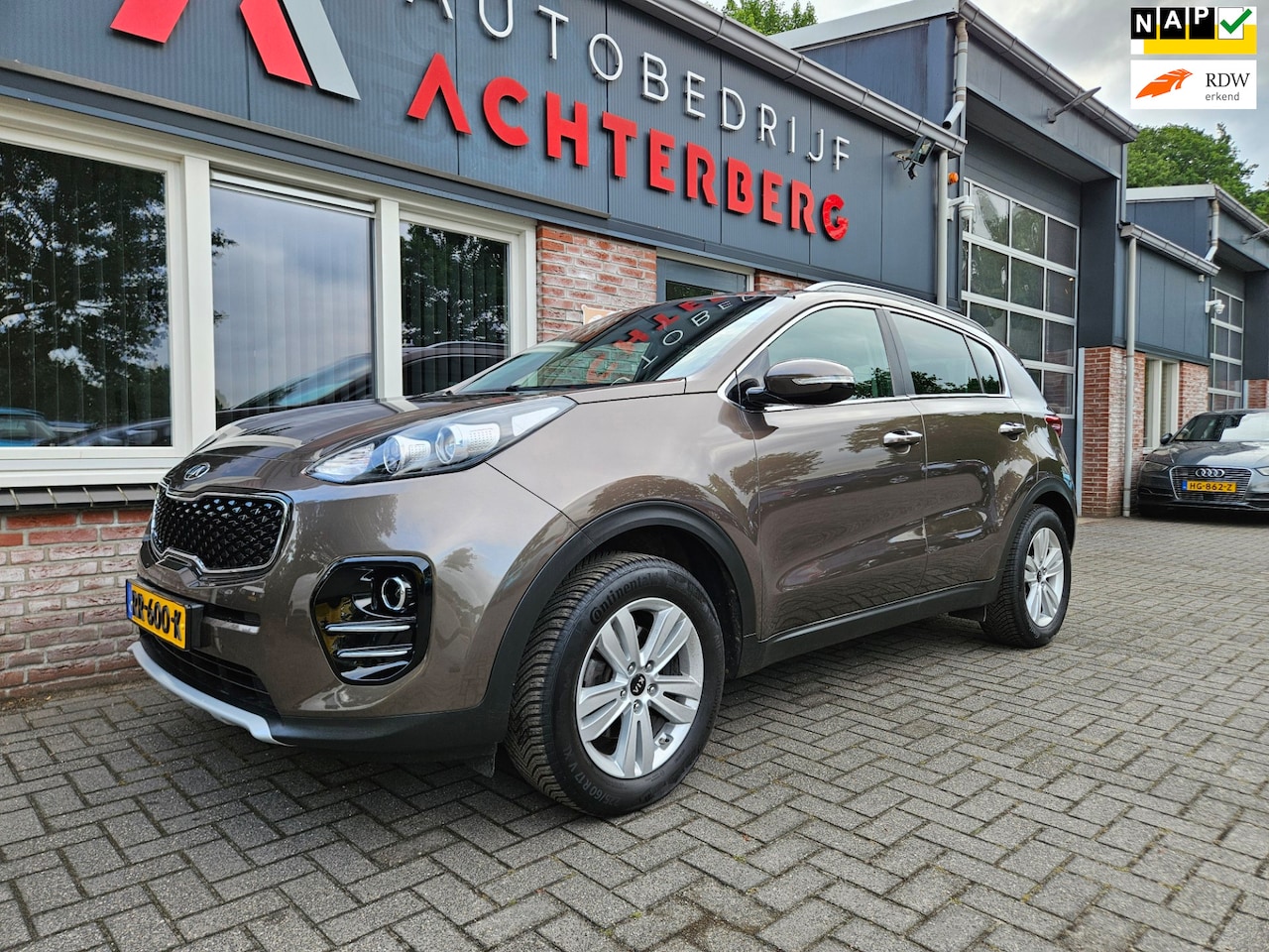 Kia Sportage - 1.6 GDI Style Edition Trekhaak! Leer! Camera! NAP! Mooie/Nette Auto! Navigatie! - AutoWereld.nl