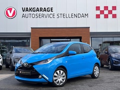 Toyota Aygo - 1.0 VVT-i x-play|Camera|Dealer ond|Cruise Contr|Airco|Bluetooth|Elektr Ramen