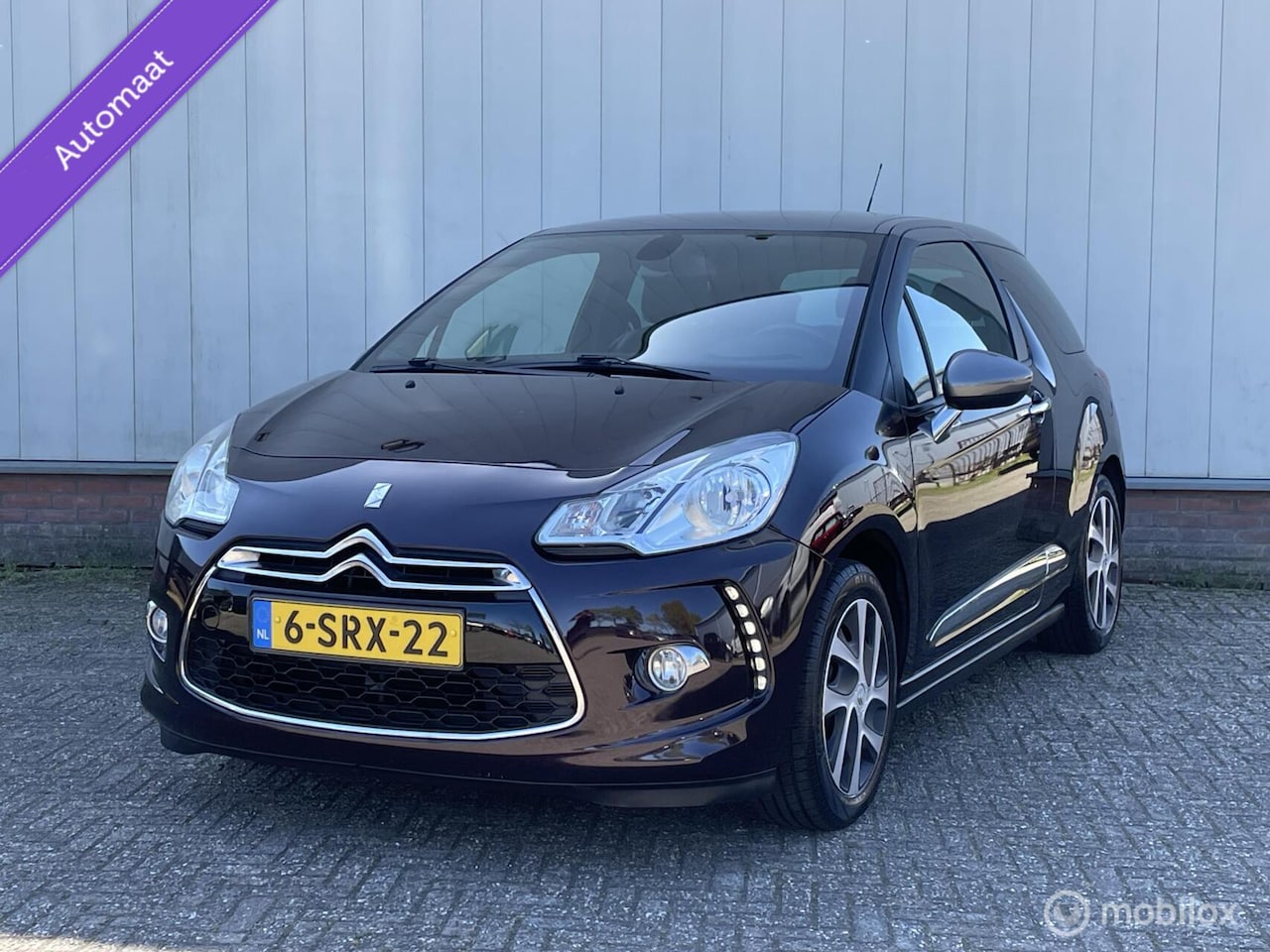 Citroën DS3 - 1.2 VTi So Chic AUTOMAAT | Two-tone | NAVI | PDC | ECC | Cruise control | - AutoWereld.nl