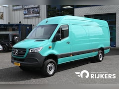 Mercedes-Benz Sprinter - 319 CDI 4x4 L3H2 AWD LED, 10.25 MBUX met camera, 2800 kg Trekhaak, Etc
