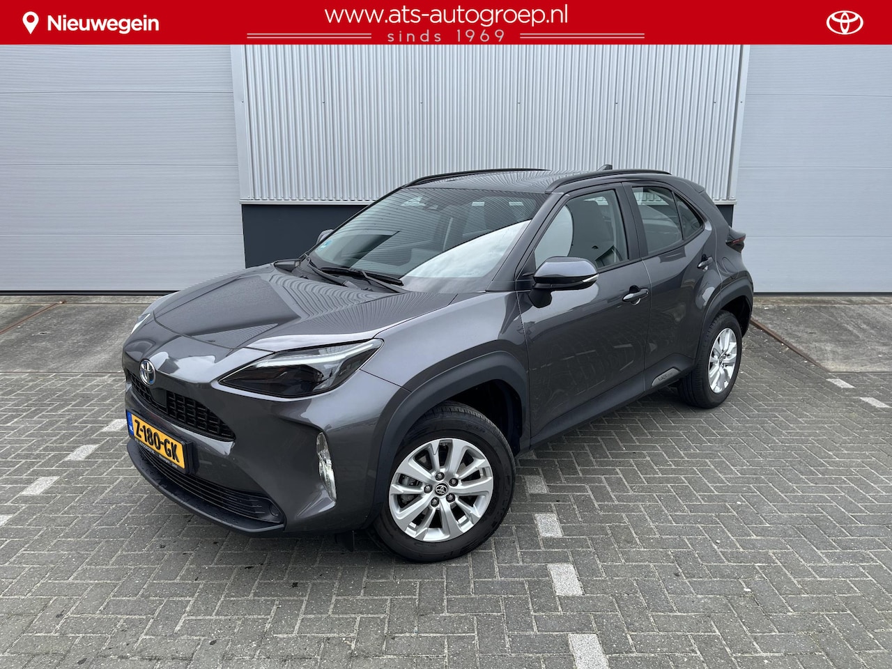 Toyota Yaris Cross - 1.5 Hybrid Active | Org NL en 1e Eigenaar | slechts 14.000 KM | - AutoWereld.nl