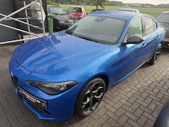 Alfa Romeo Giulia - 2.0 T GME AWD Competizione Harman Kardon - Face lift - Pack Performance - Digitaal dashboa