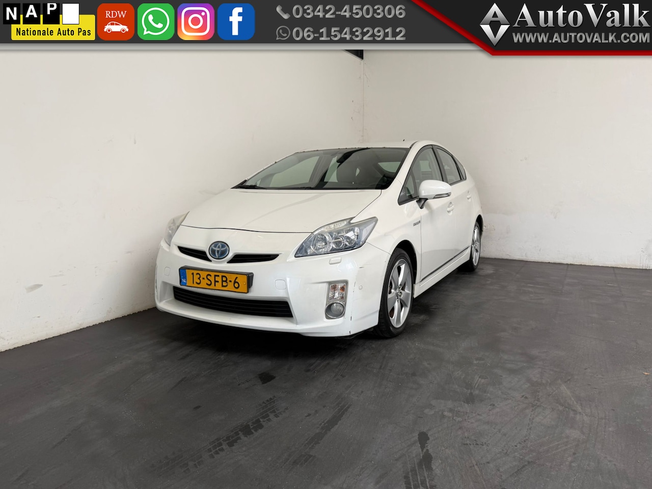 Toyota Prius - 1.8 Aspiration 1.8 Aspiration - AutoWereld.nl