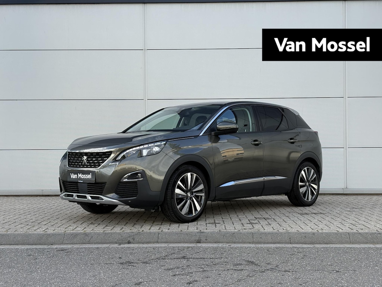 Peugeot 3008 - 1.2 PureTech Allure | Automaat | Trekhaak | Camera | Climate control - AutoWereld.nl