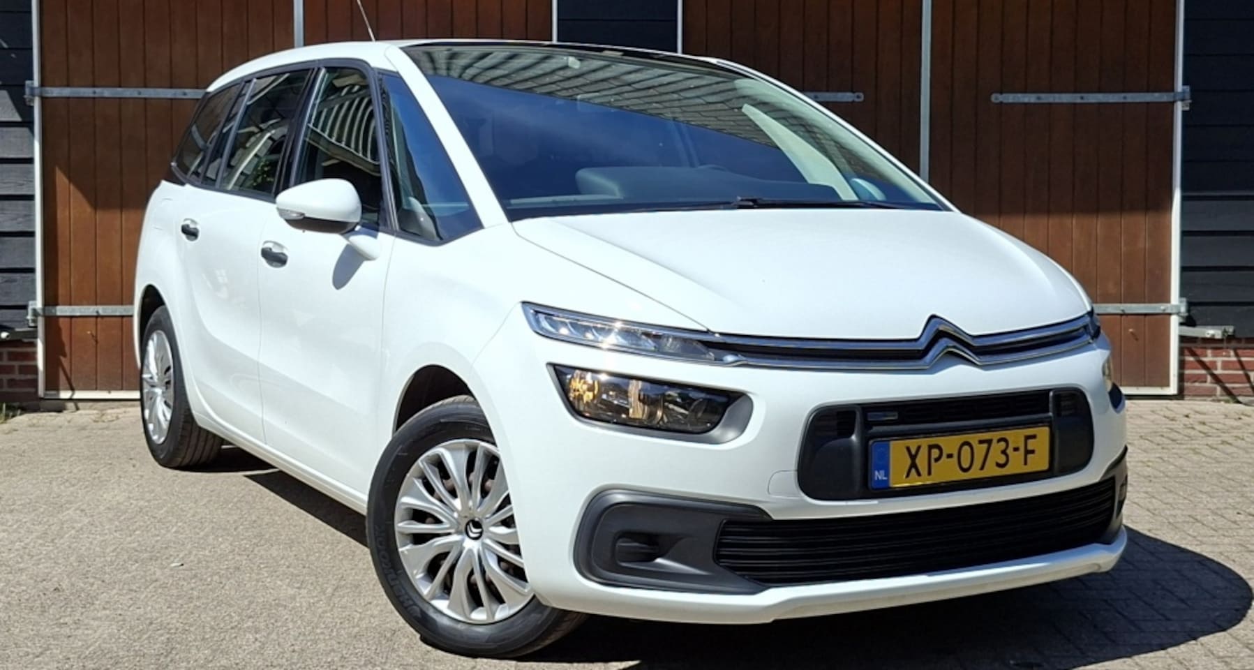 Citroën Grand C4 Picasso - 1.2 Bluetooth | Distributieriem vervangen | Trekhaak | 7 persoon - AutoWereld.nl