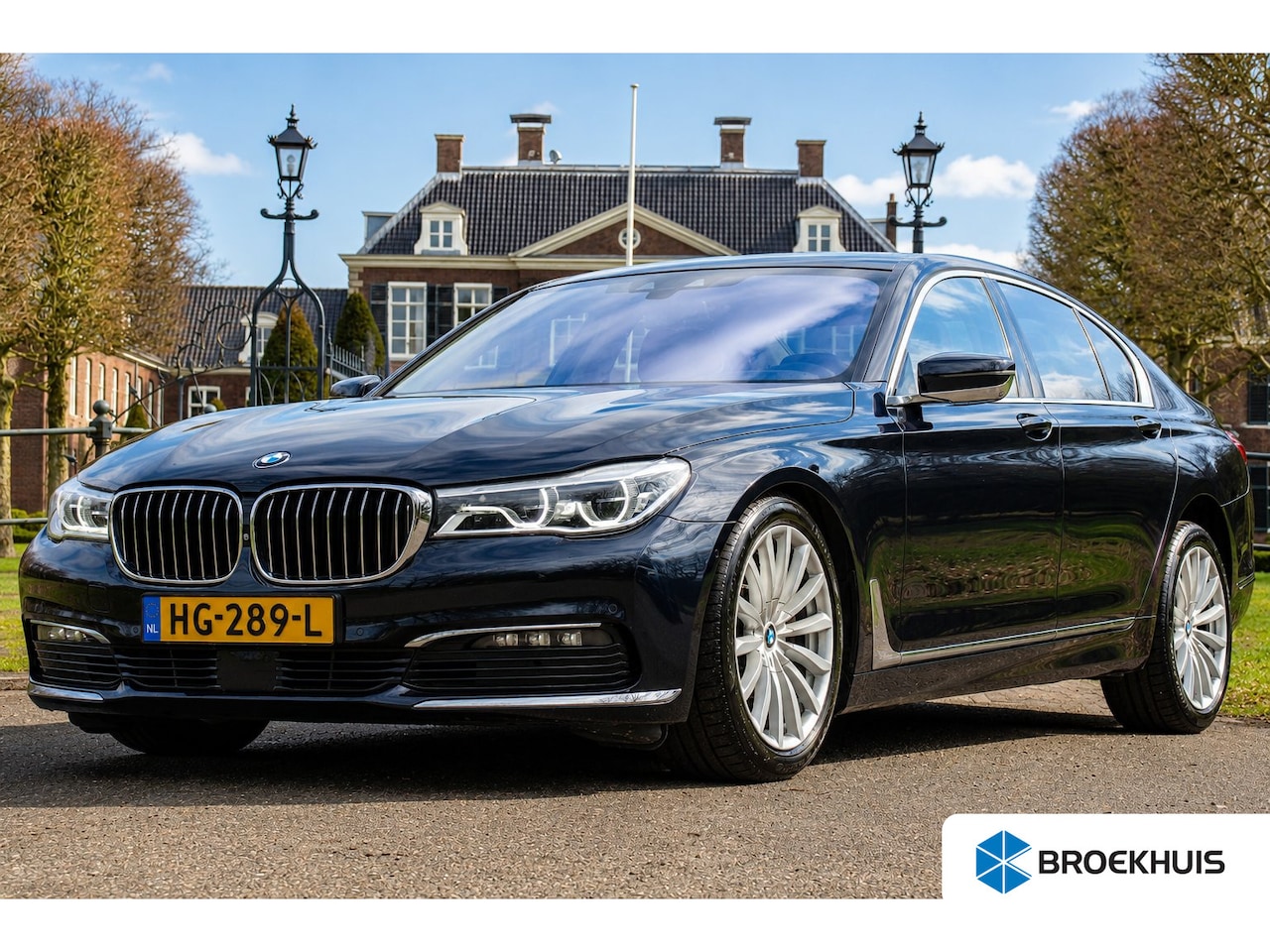 BMW 7-serie - 740i High Executive | NL-AUTO! | 1E EIGENAAR! | LUCHT VERING | TREKHAAK | ALL SEASON | 360 - AutoWereld.nl