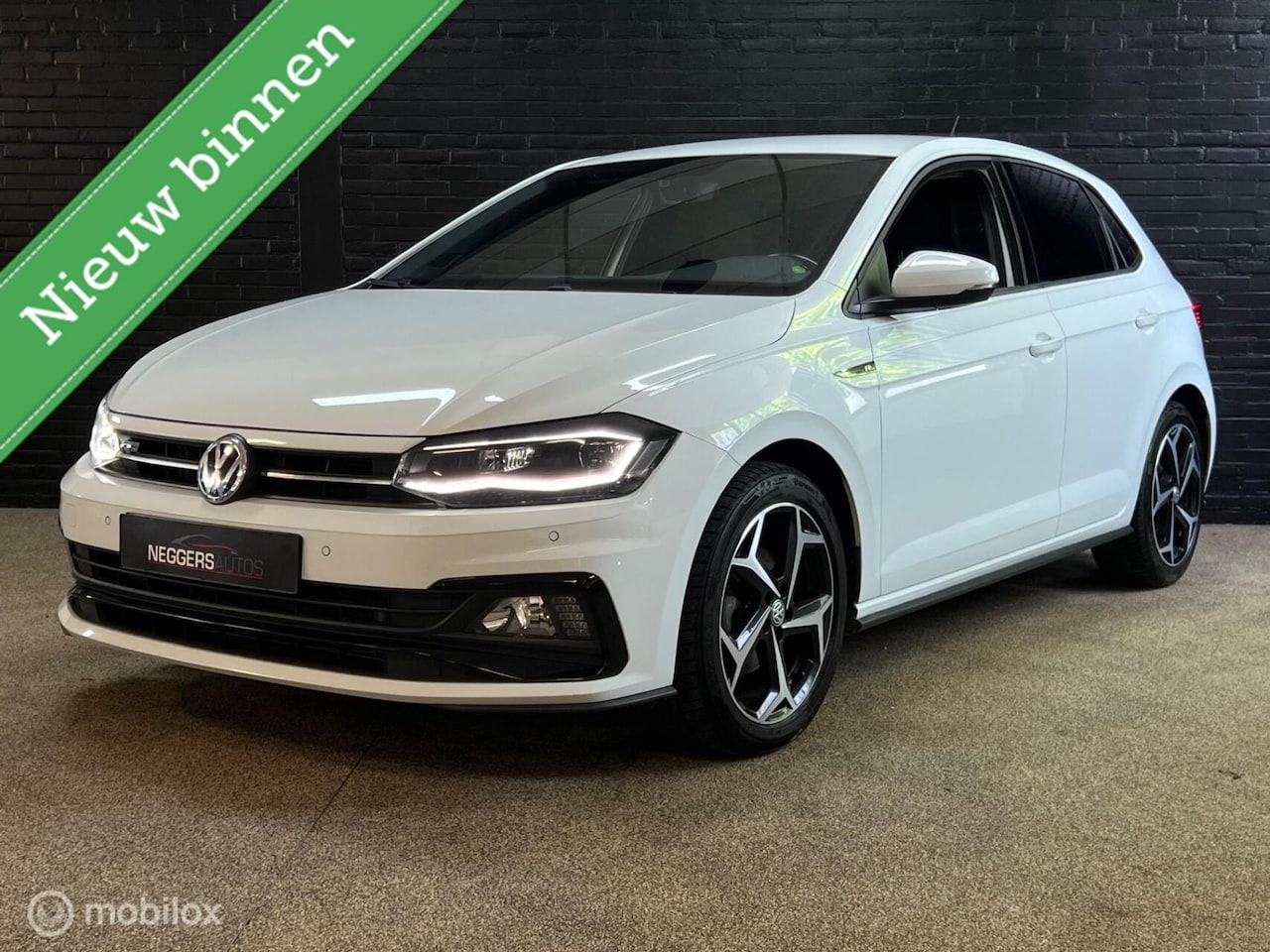 Volkswagen Polo - 1.5 TSI Business 3x R-Line 150PK CARPLAY LED - AutoWereld.nl