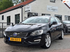 Volvo V60 - 2.4 D6 AWD Plug-In Hybrid R-Design keurig