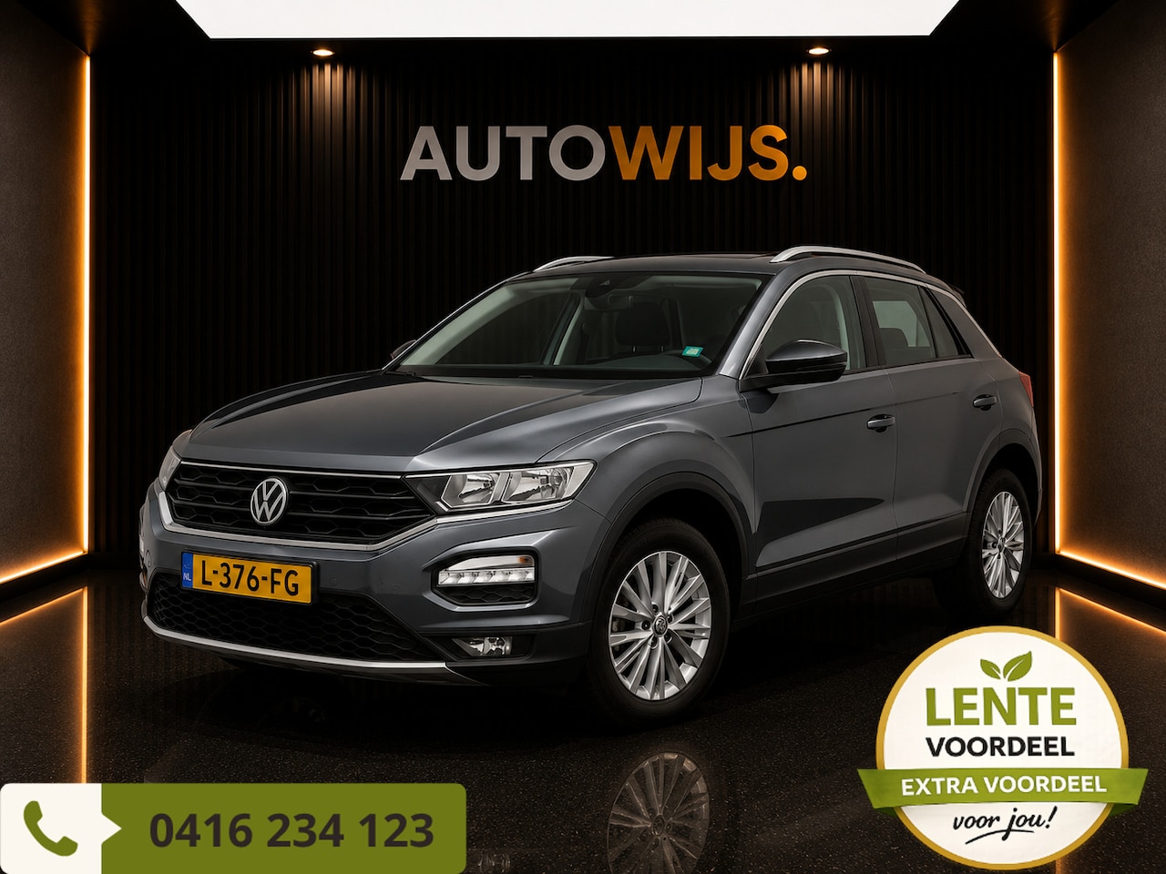 Volkswagen T-Roc - 1.0 TSI Style Business|PANO|NL AUTO|TREKHAAK|DIGIDASH|LM-VELG - AutoWereld.nl