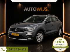 Volkswagen T-Roc - 1.0 TSI Style Business|PANO|NL AUTO|TREKHAAK|DIGIDASH|LM-VELG