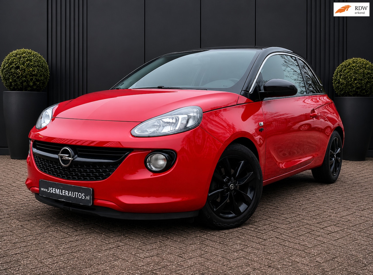 Opel ADAM - RED&BLACK OPC-LINE GR.SCHERM AIRCO APK 26-03-2027 - AutoWereld.nl