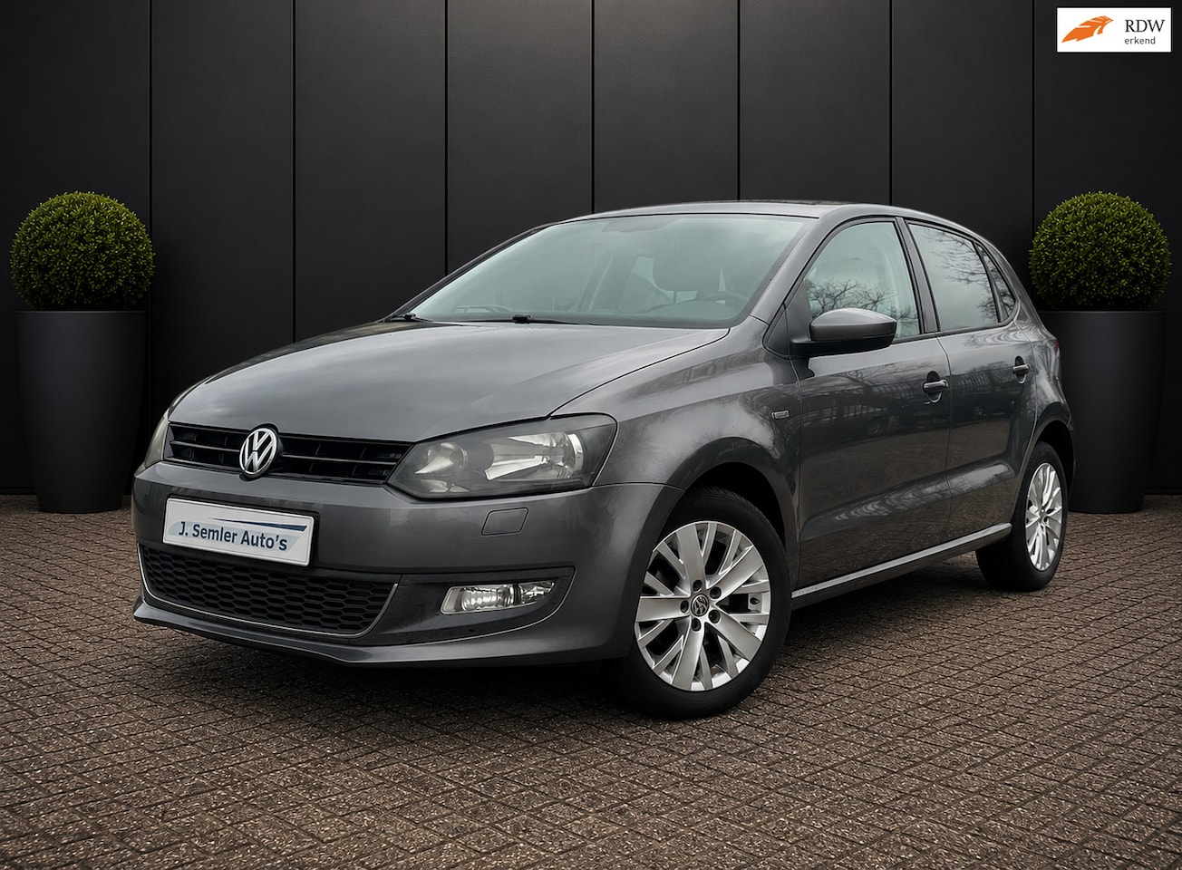 Volkswagen Polo - 1.2 TSI LIFE EDTION AIRCO CRUISE CTRL PARKSENSOREN 1STE EIGENAAR - AutoWereld.nl