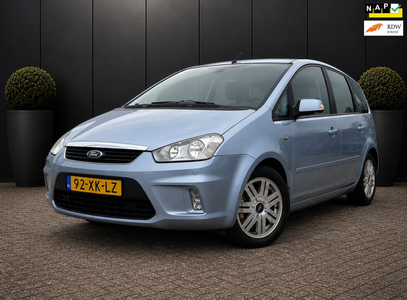 Ford C-Max - 1.6-16V Ghia CLIMA CRUISE CTRL NAP 117DKM PARKSENSOREN - AutoWereld.nl