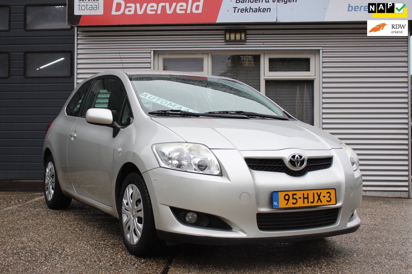 Toyota Auris - 1.6-16V Sol Automaat, boekjes, 2x sleutel, nl-auto, nap, navi, airco-climatecontrol, trekh - AutoWereld.nl