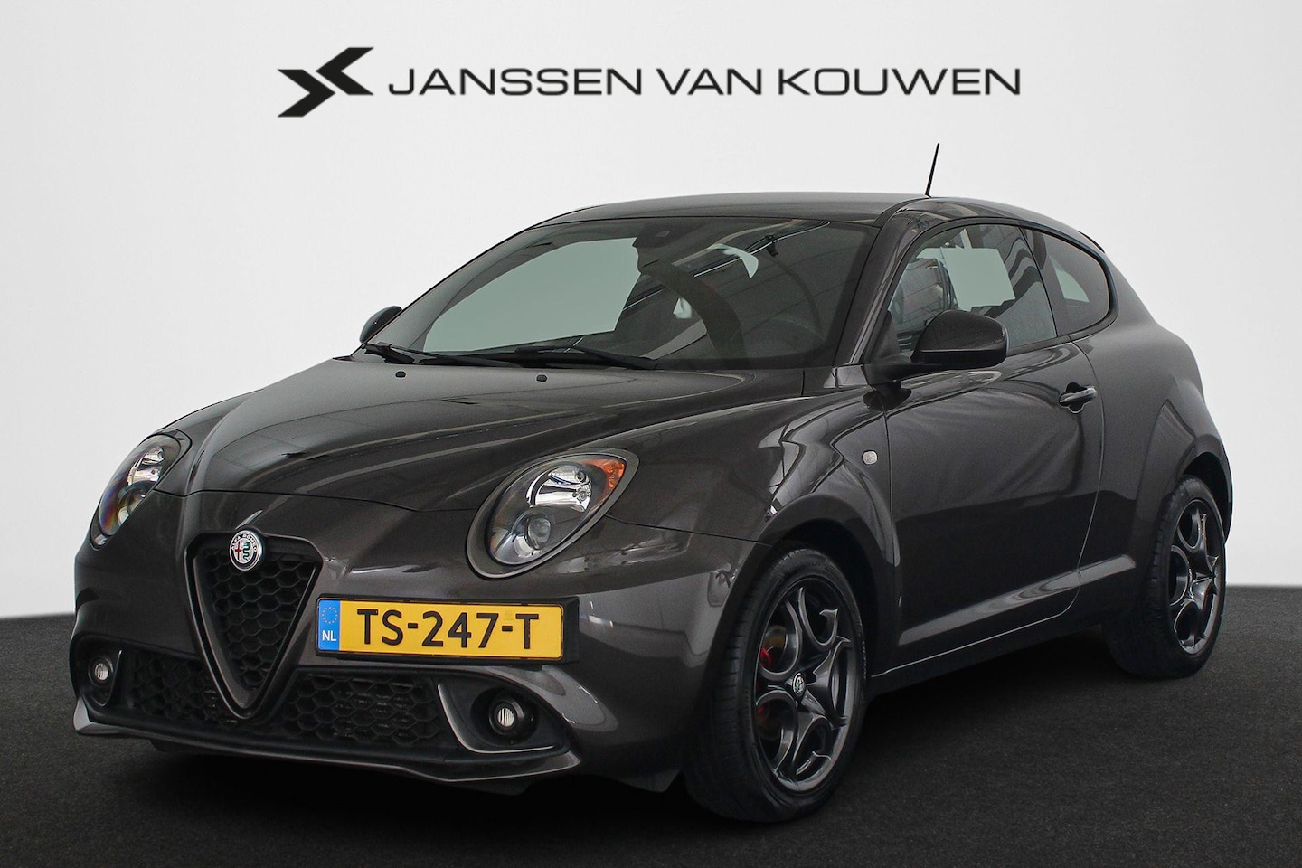 Alfa Romeo MiTo - 0.9 TwinAir Lichtmetalen velgen 17'' Climate control Navigatie - AutoWereld.nl