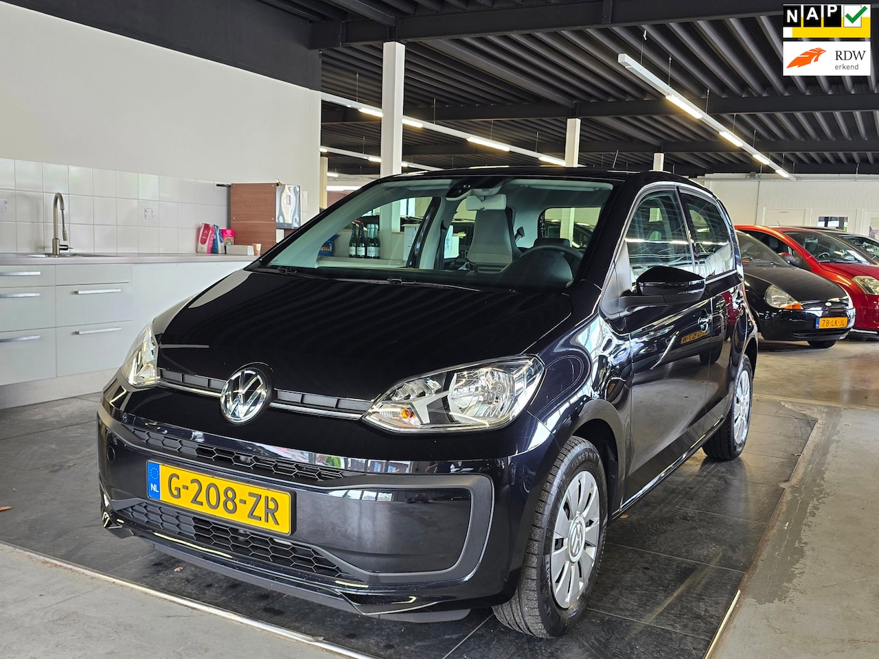 Volkswagen Up! - 1.0 BMT move up!/N.A.P/AIRCO/5-DEURS/ - AutoWereld.nl
