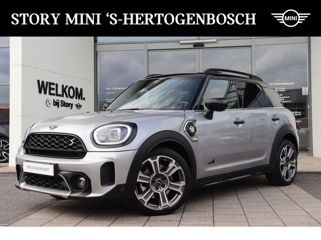 MINI Countryman - Cooper SE ALL4 Classic Automaat / Panoramadak / Achteruitrijcamera / LED / Comfort Access - AutoWereld.nl