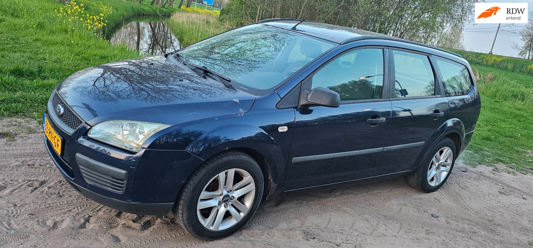 Ford Focus Wagon - 1.4-16V Ambiente 1.4-16V Ambiente - AutoWereld.nl