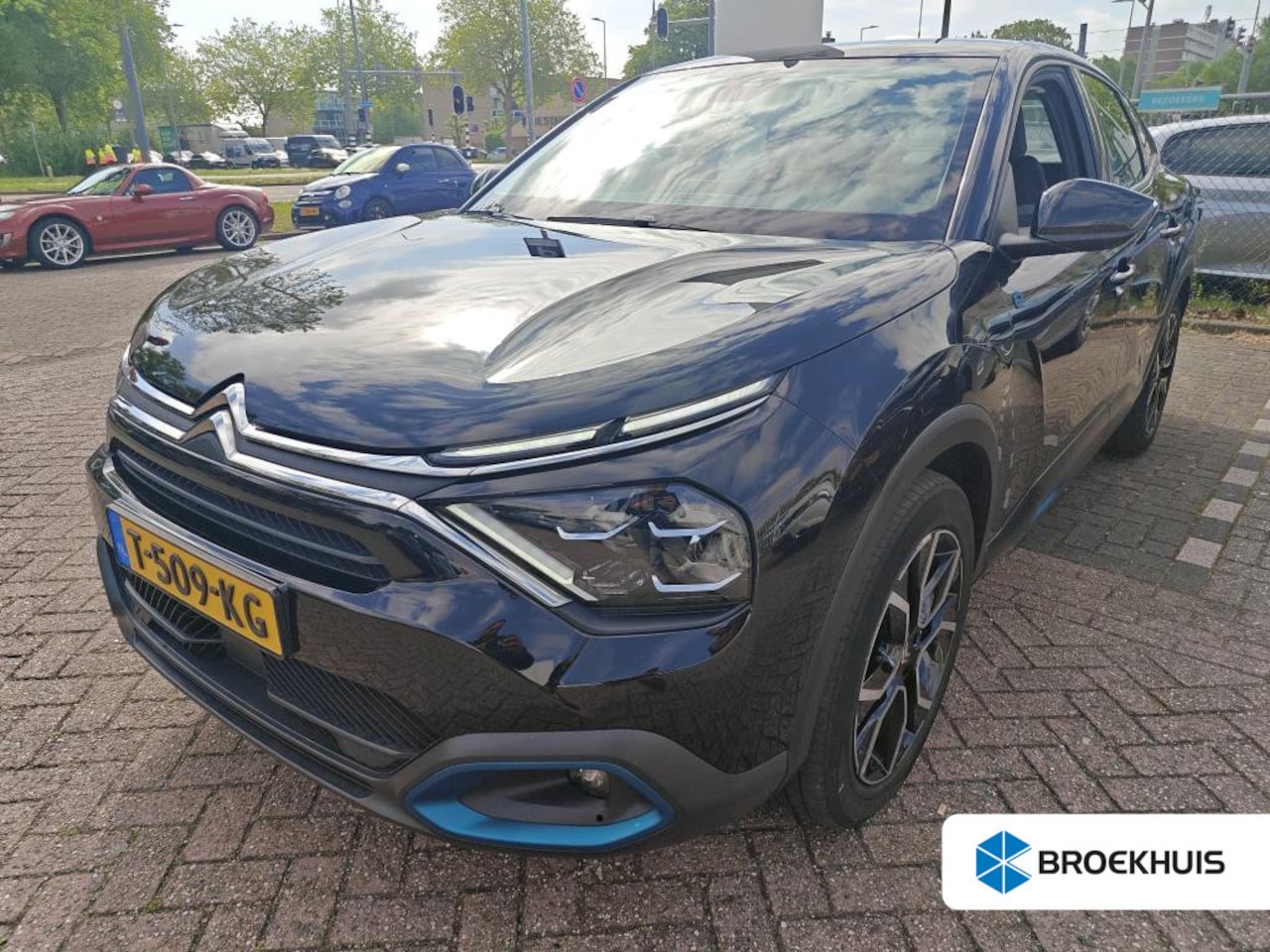 Citroën Ë-C4 X - Feel Pack 50 kWh 3 Fase | Navigatie | Stuur/Stoelverwarming | Achteruitrijcamera | Full-LE - AutoWereld.nl