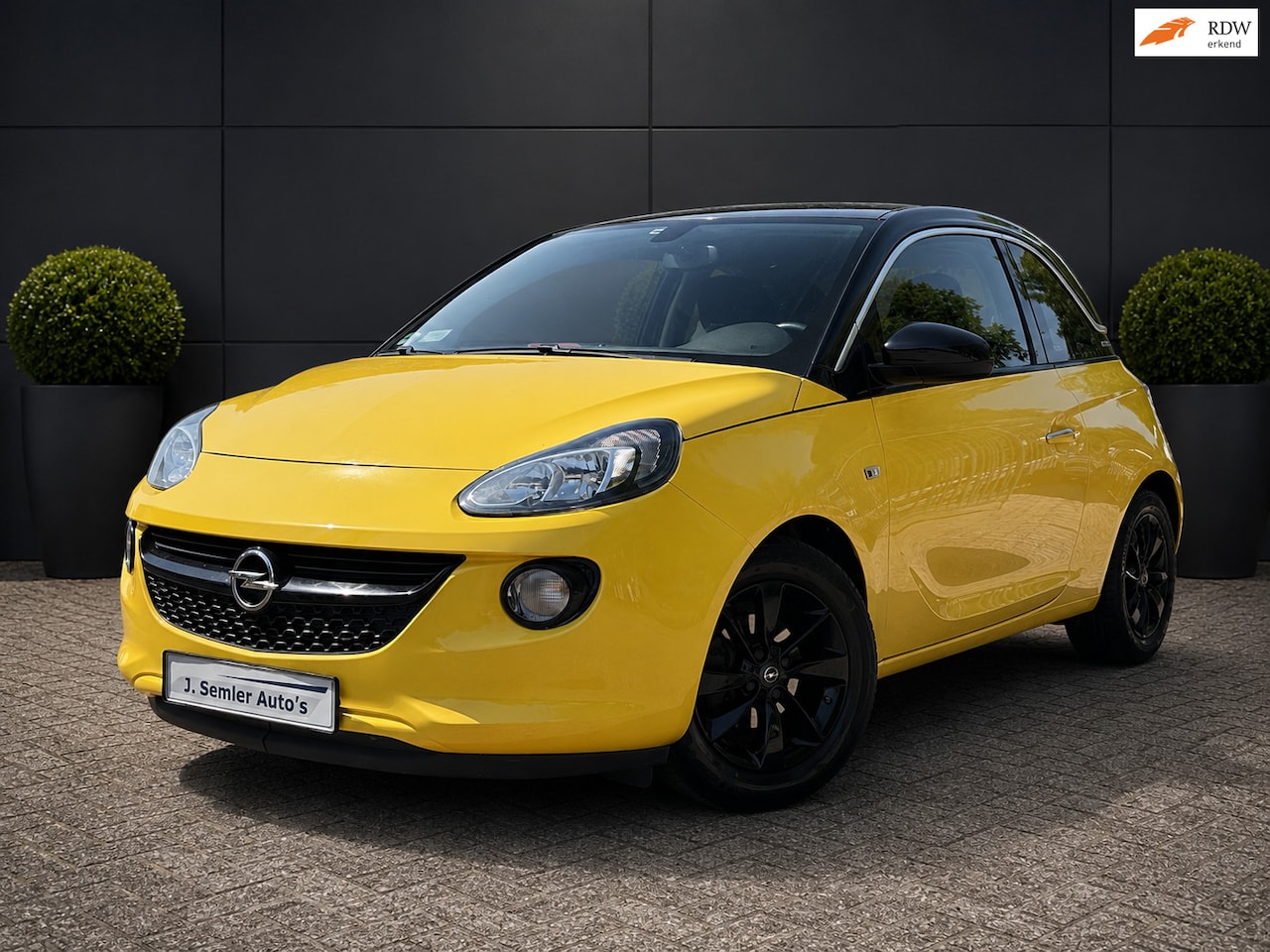 Opel ADAM - 1.4 GLAM PANORAMA DAK GROOT SCHERM NW.APK - AutoWereld.nl