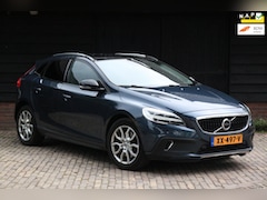Volvo V40 Cross Country - 1.5 T3 Polar+ Luxury Panorama/Camera/Leer/Parkeersensor v, a/Trekhaak