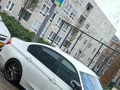 BMW 3-serie - 328i High Executive