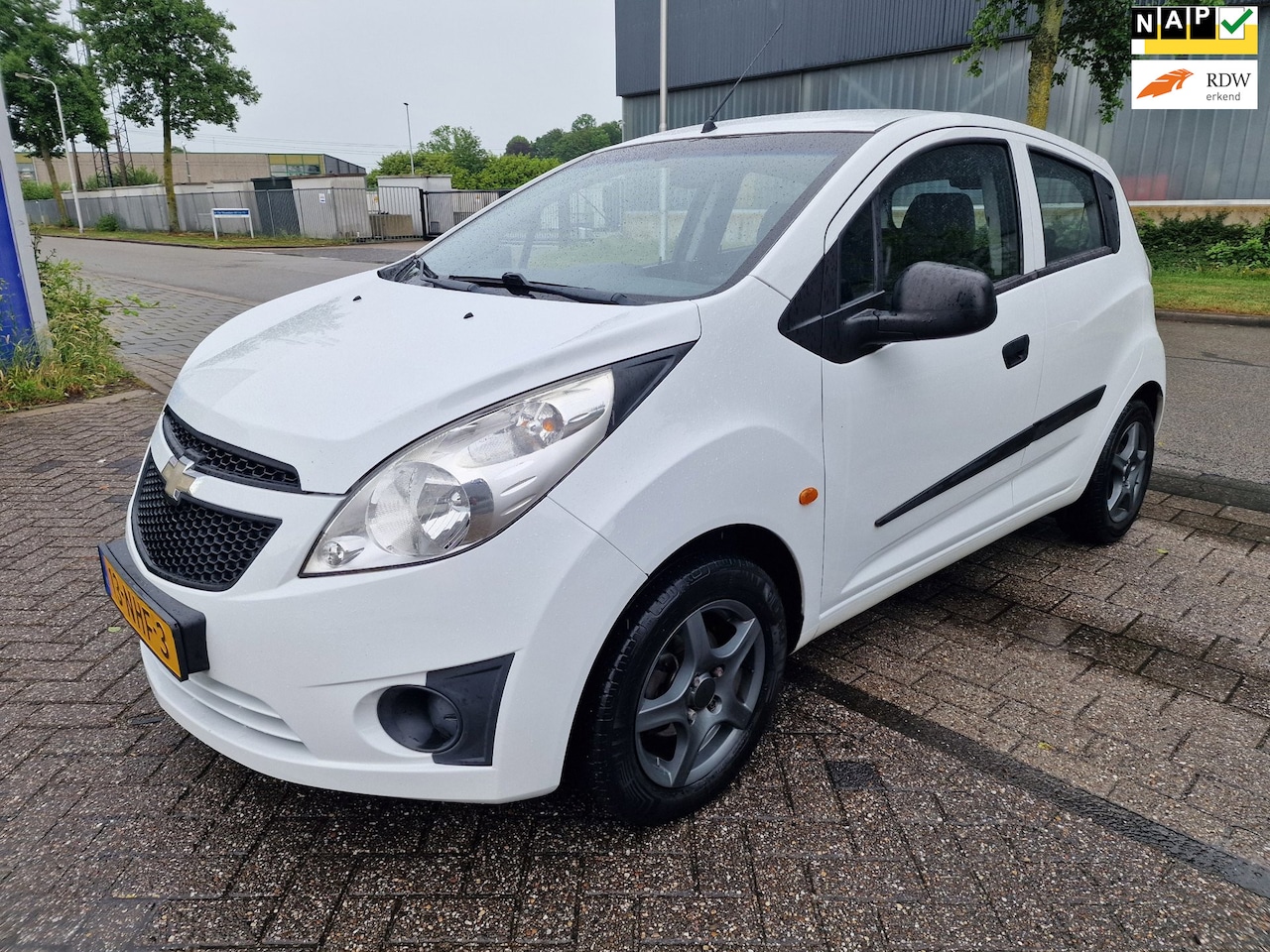 Chevrolet Spark - 1.0 16V LS 1.0 16V LS, Apk, Nap, Zeer goed rijdend inruil mogelijk. - AutoWereld.nl