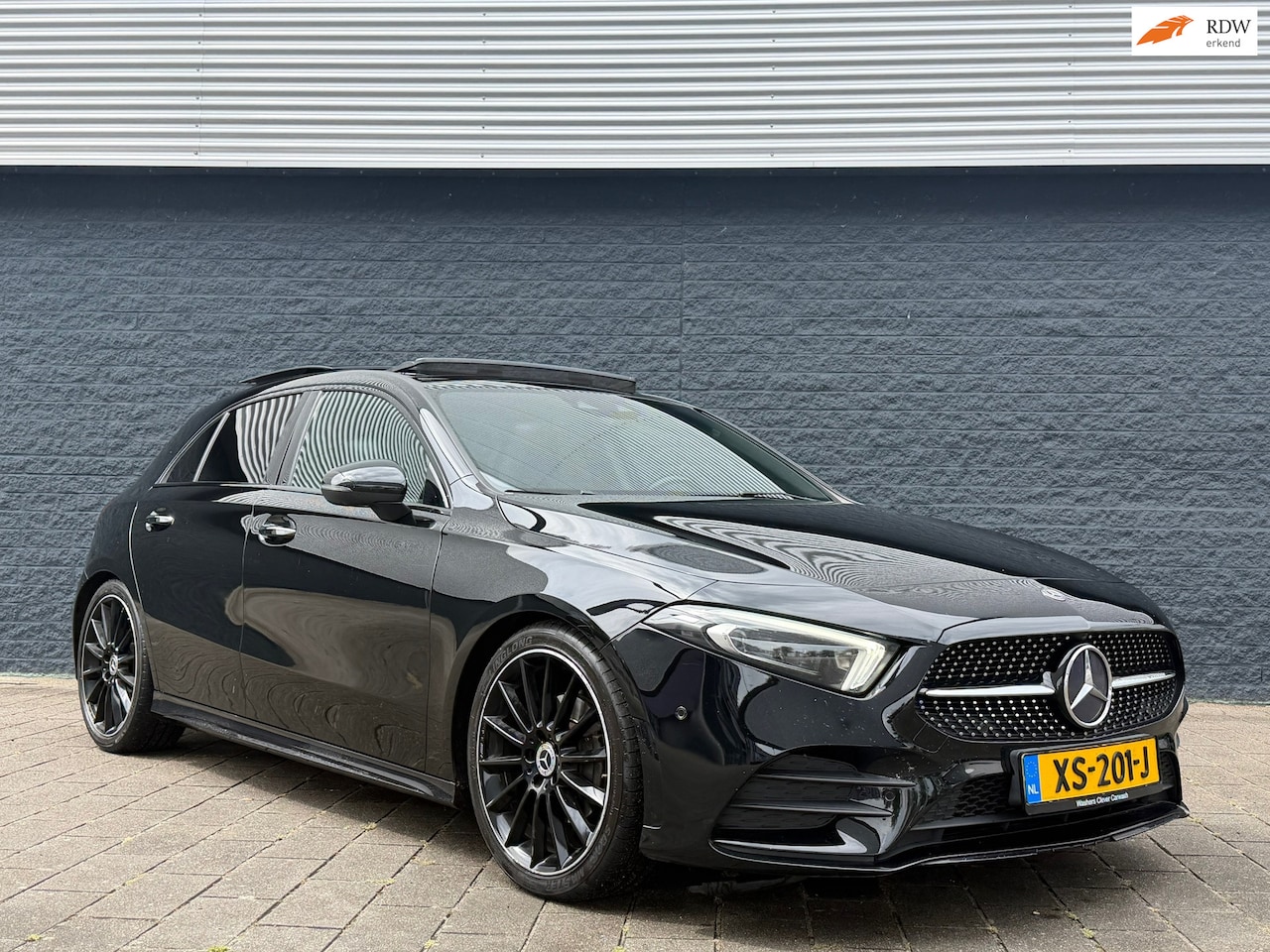 Mercedes-Benz A-klasse - 180 d AMG/PANO Launch Edition Premium - AutoWereld.nl