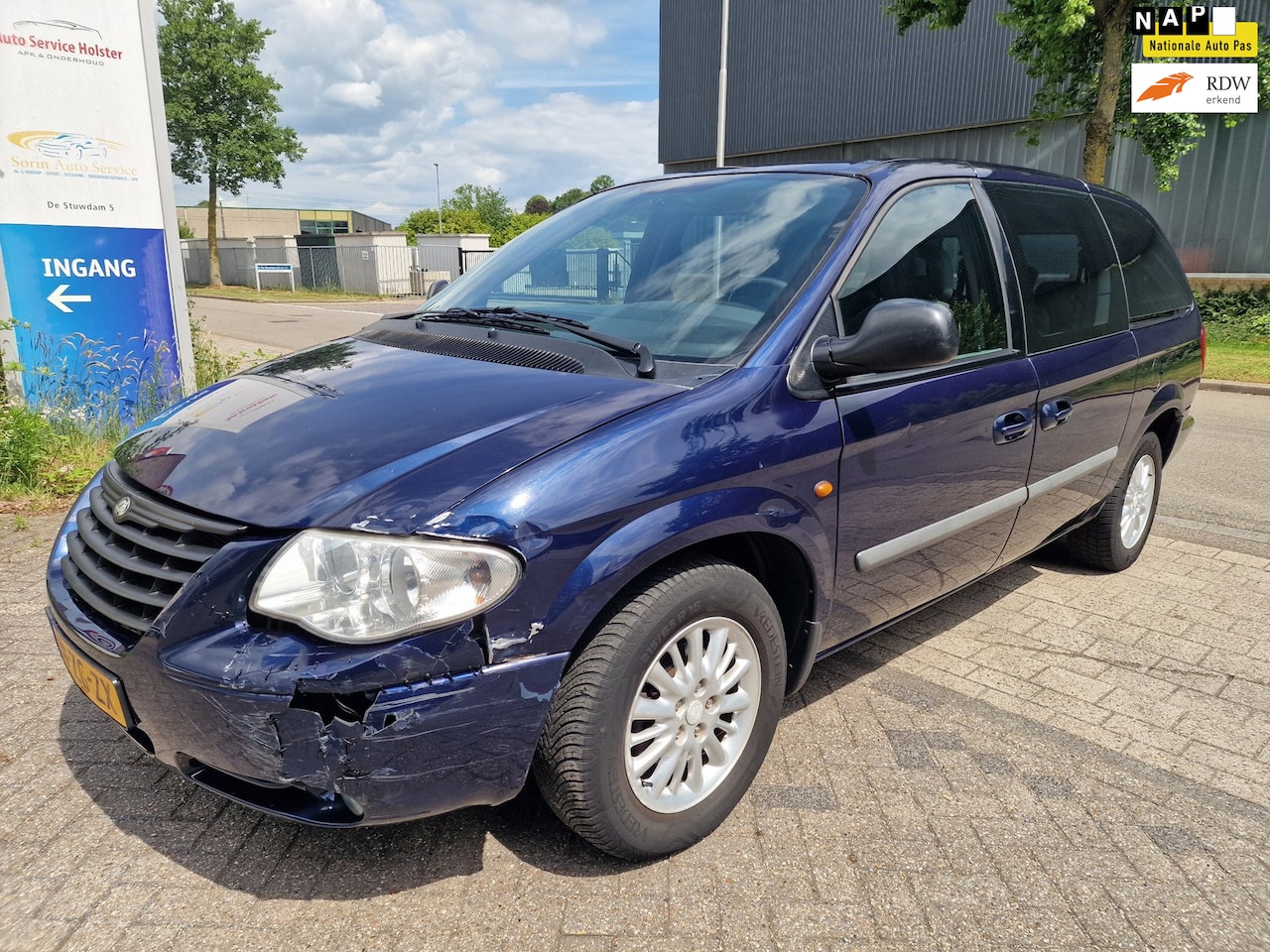 Chrysler Grand Voyager - 3.3i V6 SE 3.3i V6 SE, Apk, Nap, Zeer goed rijdend, Inruil mogelijk. - AutoWereld.nl