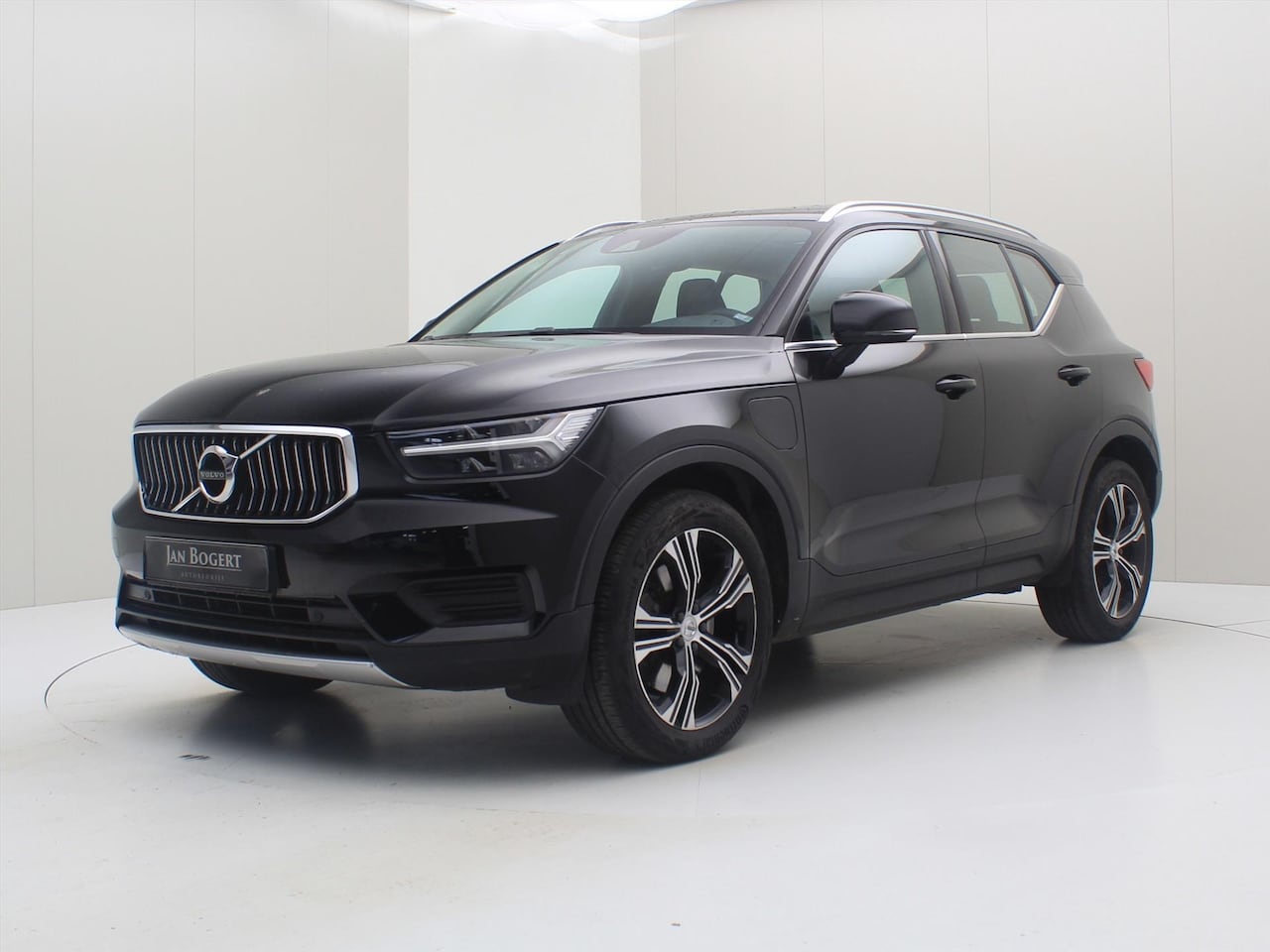 Volvo XC40 - T5 Twin Engine 262pk Geartronic Inscription [ ACC+CAMERA+LEDER+CARPLAY+PDC+LED+CLIMAAT+NAV - AutoWereld.nl