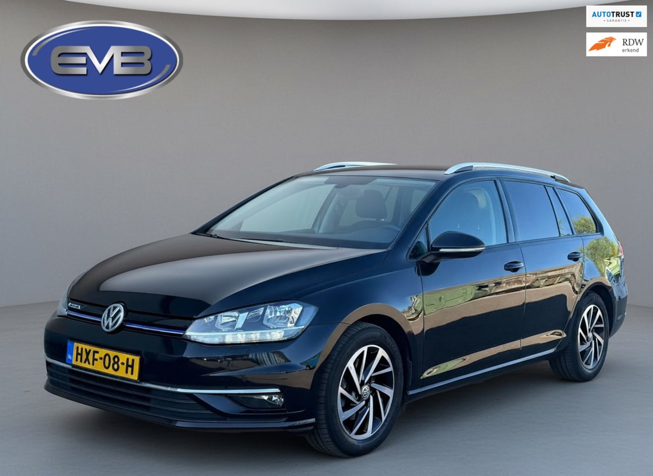 Volkswagen Golf - 1.5 TSI AUTOMAAT Comfortline Business, achteruitrijcamera, climaat controle,navigatie, cru - AutoWereld.nl