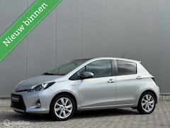 Toyota Yaris - 1.5 Full Hybrid Dynamic, Pano, Keyless, Vol