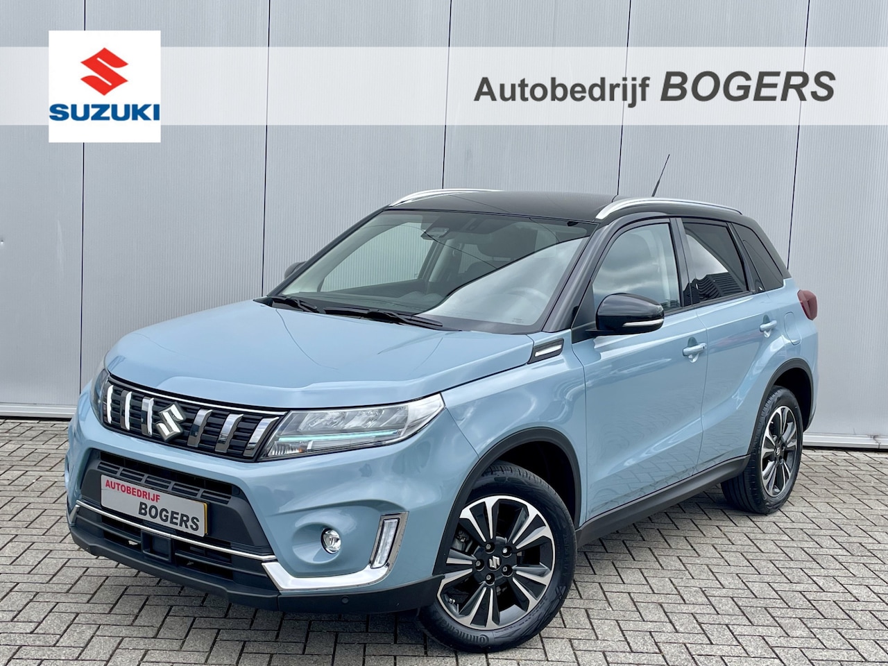 Suzuki Vitara - 1.5 Hybrid Style Automaat Navigatie, Climate Control, 17"Lm, Adaptive Cruise Control. LED, - AutoWereld.nl