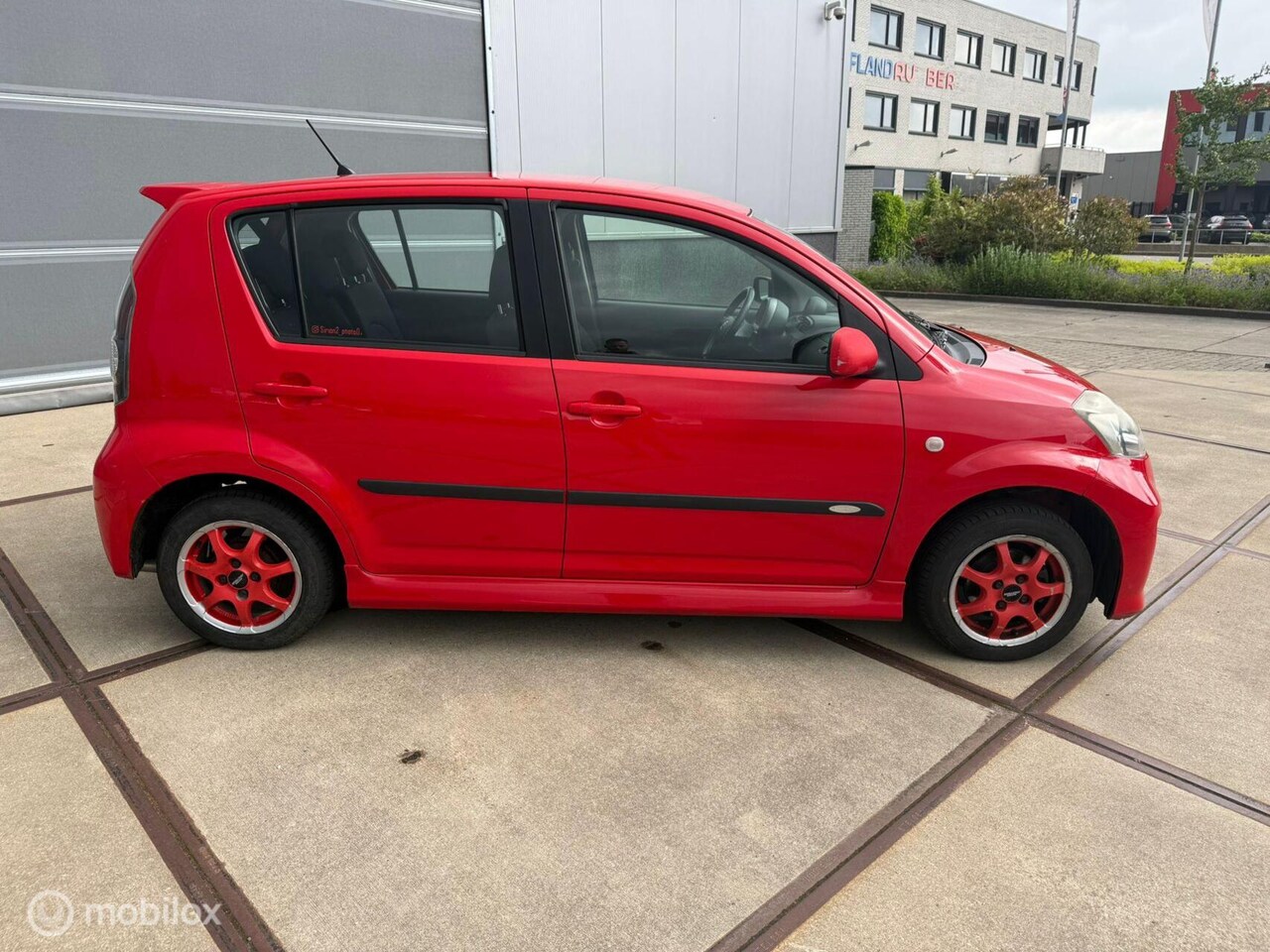 Daihatsu Sirion 2 - 1.3-16V Comfort 1.3-16V Comfort - AutoWereld.nl
