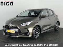 Toyota Yaris - 1.5 VVT-i First Edition | Navigatie | Camera | Lichtmetalen velgen |