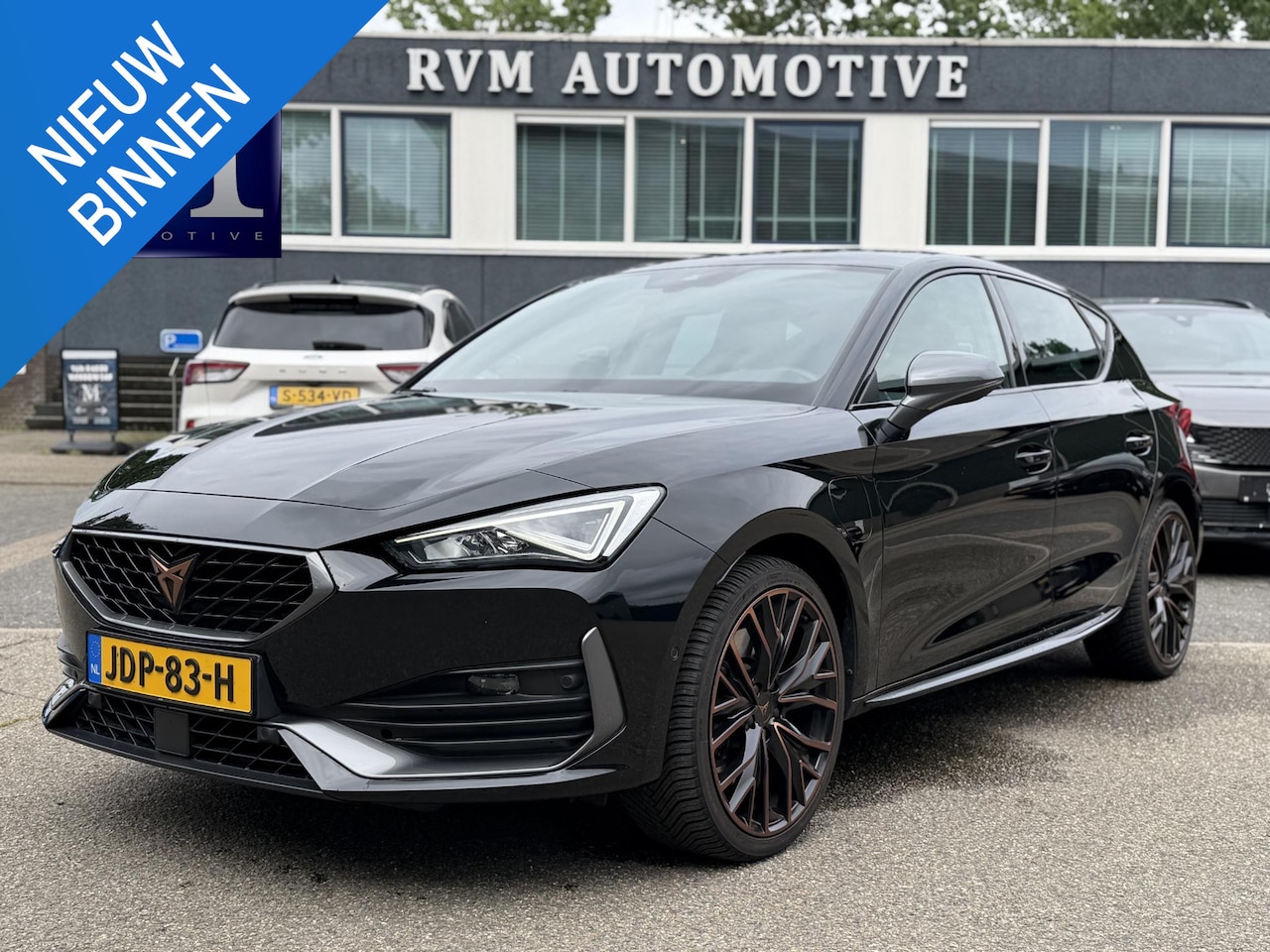 CUPRA Leon - 1.4 e-Hybrid VZ 245PK PLUG-IN HYBRIDE | 19 INCH | SPORT-KUIPSTOELEN | WINTERPAKKET | KEYLE - AutoWereld.nl