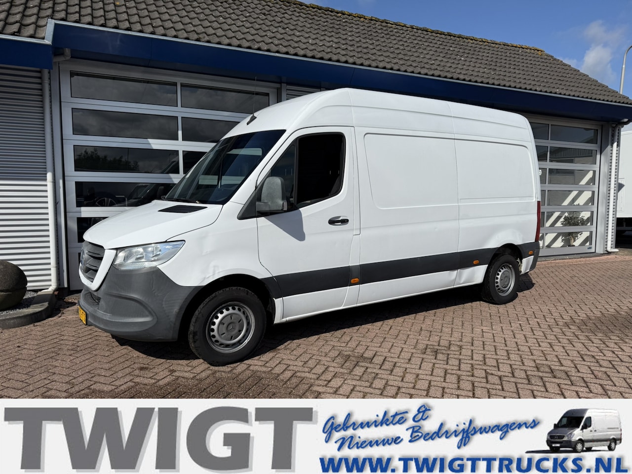 Mercedes-Benz Sprinter - 214 2.2 CDI L2H2 Automaat - AutoWereld.nl