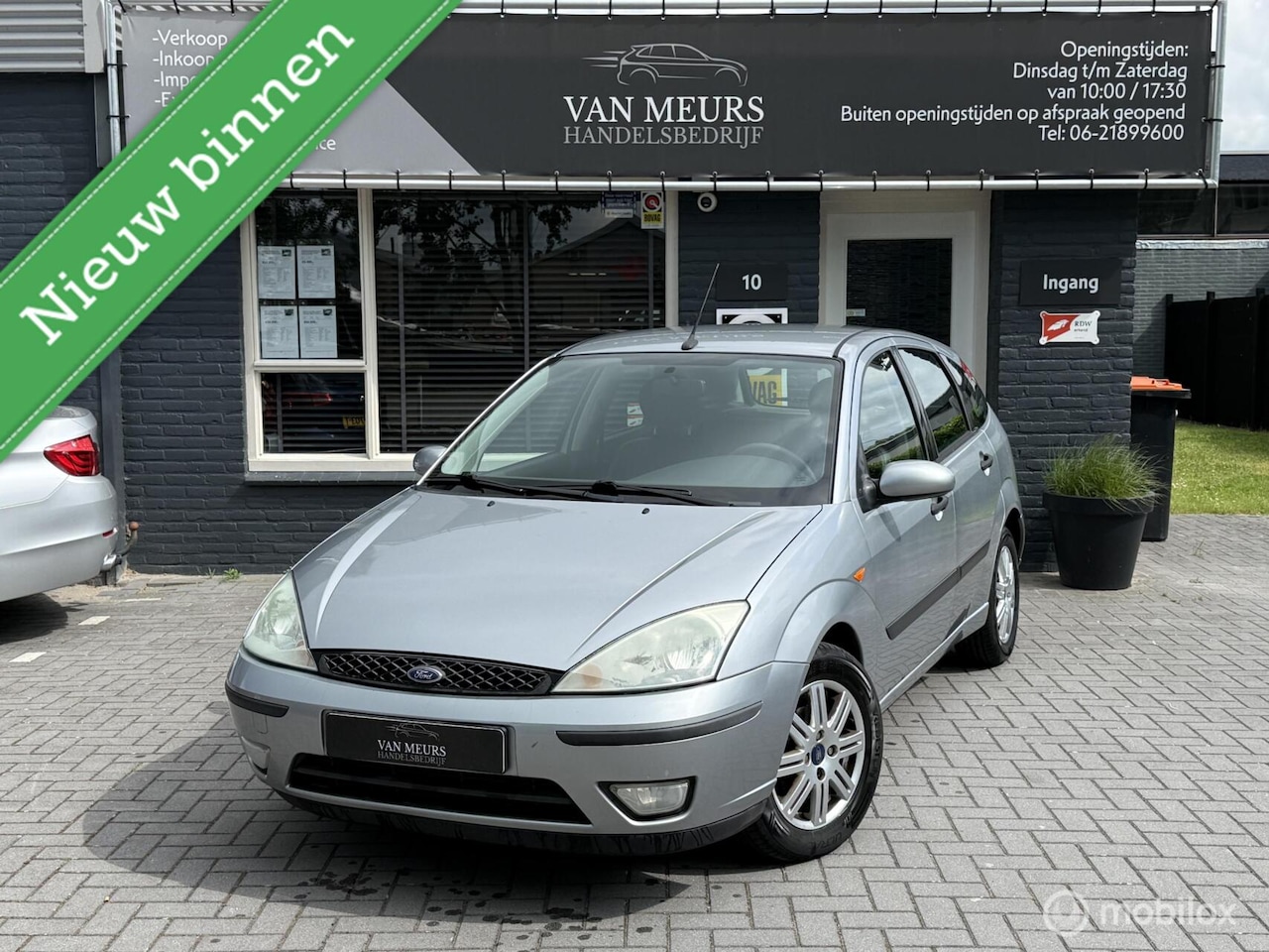 Ford Focus - 1.6-16V Futura 1.6-16V Futura, Automaat, leder, trekhaak, navigatie, apk 06-2027 - AutoWereld.nl