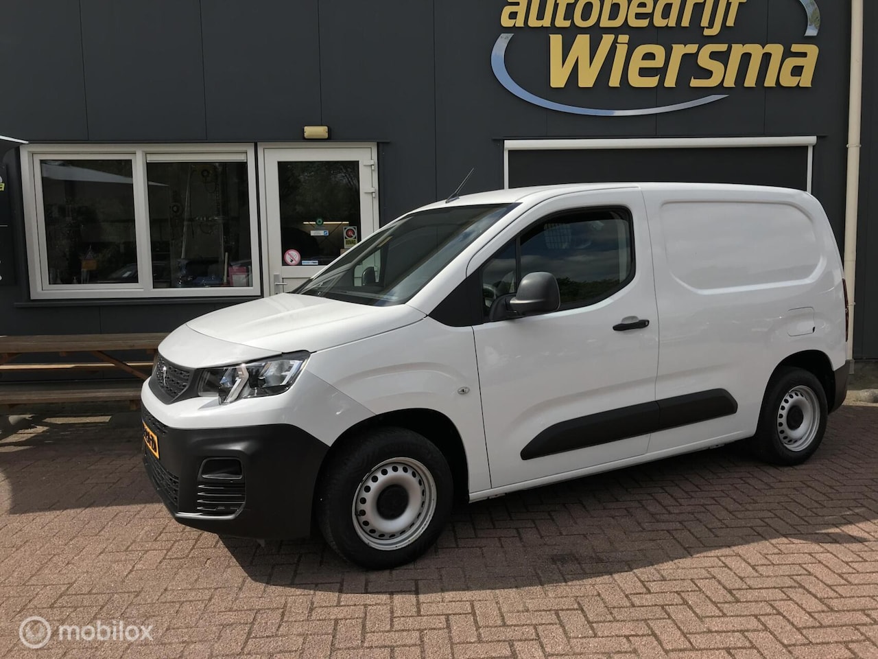Peugeot Partner - bestel 1.6 BlueHDI Premium - AutoWereld.nl