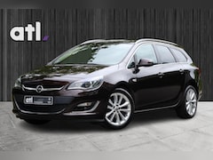 Opel Astra Sports Tourer - 1.4 Turbo Cosmo Navi | Stoelveerwarming | PDC v+a | Clima | Xenon | Trekhaak | 18" | BT |