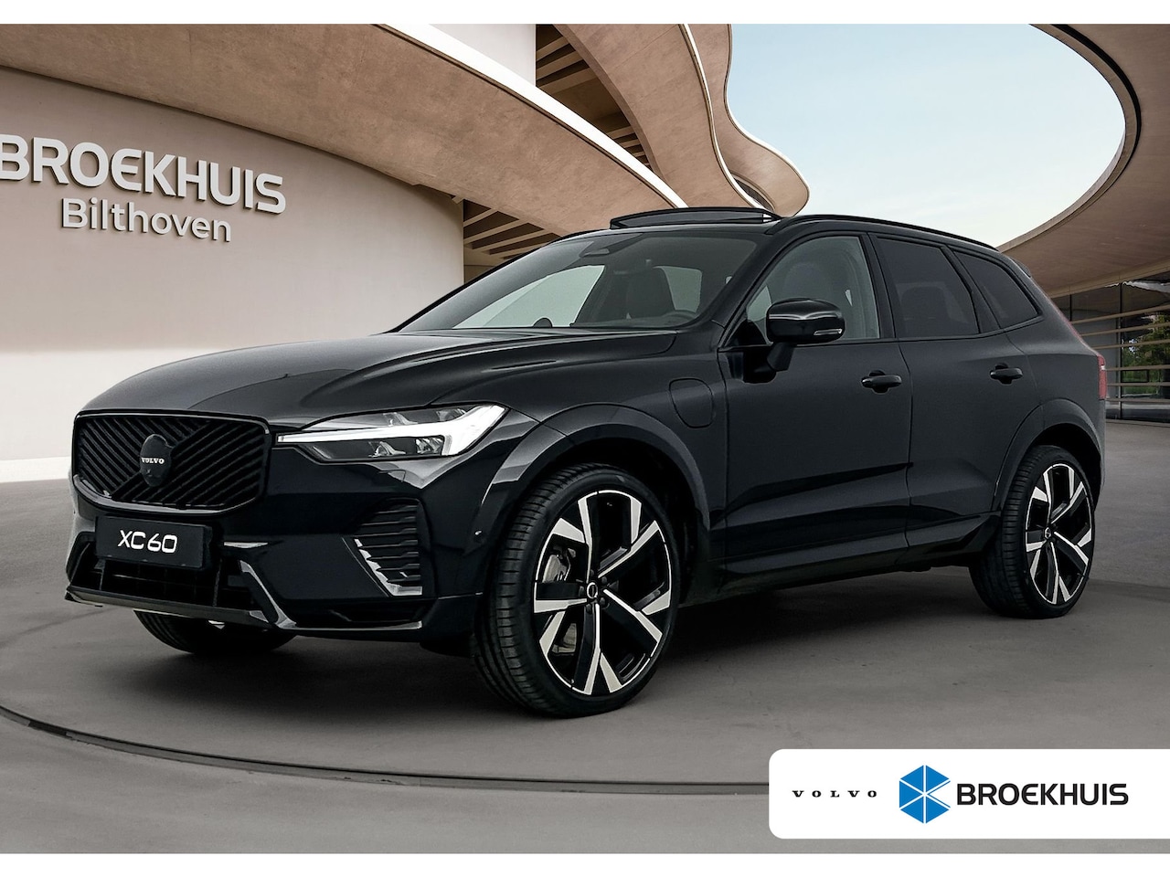 Volvo XC60 - T8 Ultra Black Edition Executive Edition |Extra getinte glas achter| Black Edition uitvoer - AutoWereld.nl