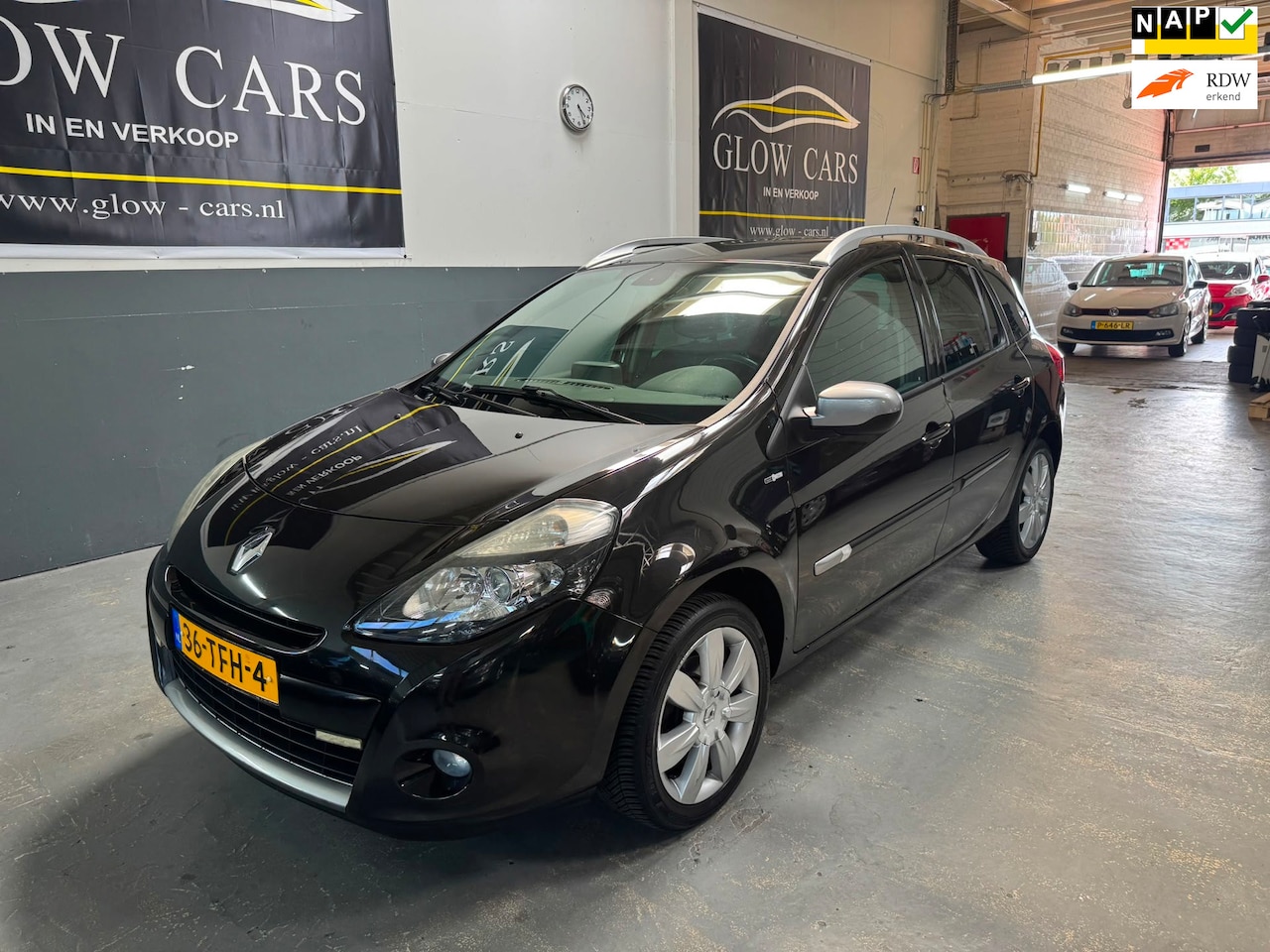 Renault Clio Estate - 1.2 TCE Night & Day AIRCO|CRUISE|PDC|TREKHAAK| - AutoWereld.nl
