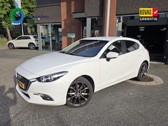Mazda 3 - 3 2.0 SkyActiv-G 120 TS+, Trekhaak, Navi, 1 jaar garantie