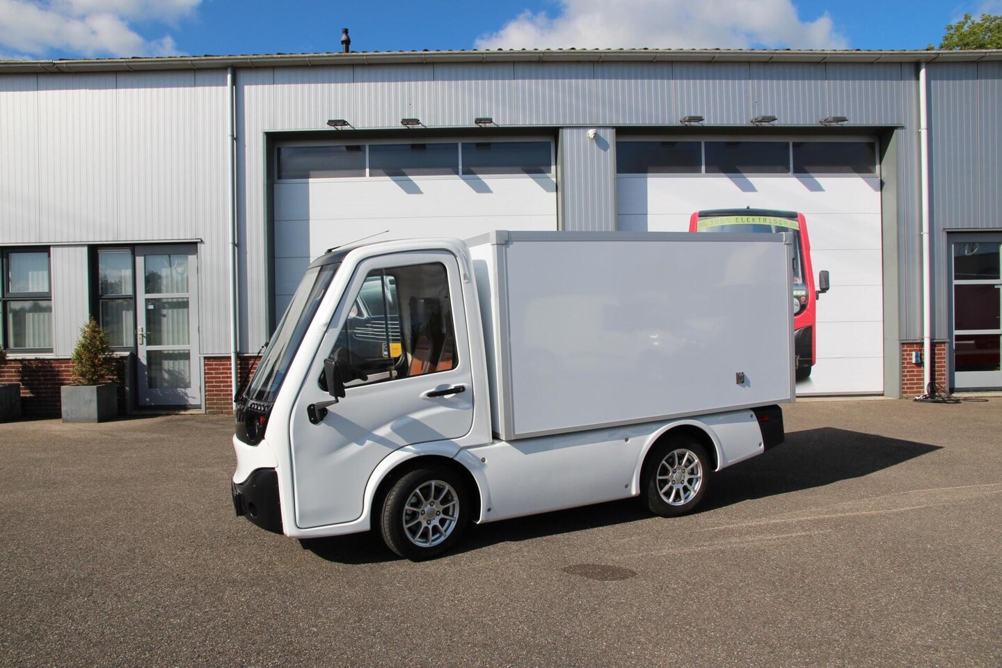 Cenntro Metro - C500 | Budget box | Lithium | Range 100 km | Nwe "26" - AutoWereld.nl
