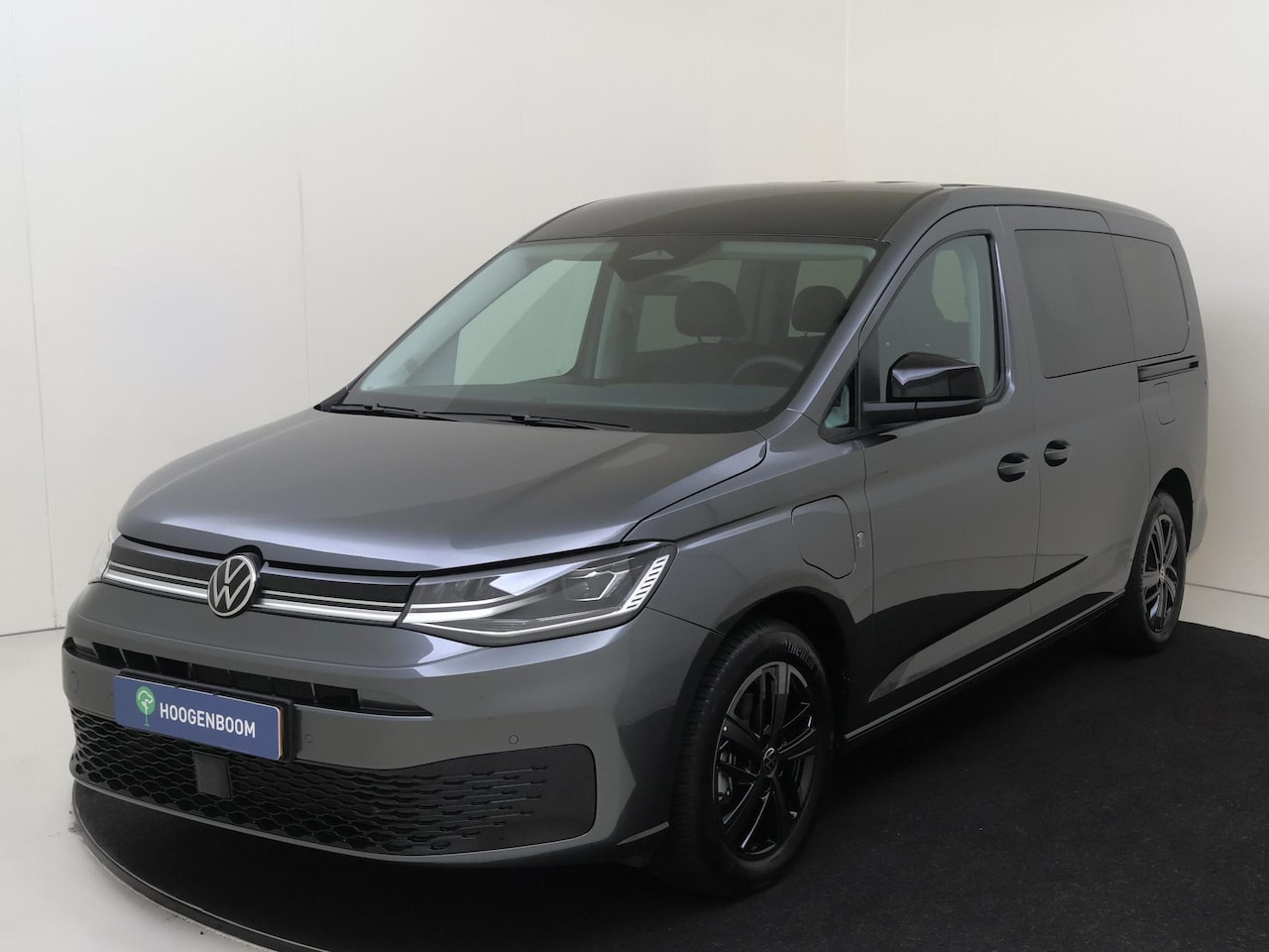 Volkswagen Caddy Maxi - Kombi Limited Edition 1.5 eHybrid EU6 85 kW (115 pk) DSG | Achteruitrijcamera | LED Koplam - AutoWereld.nl
