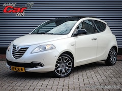 Lancia Y(psilon) - Ypsilon 0.9 TwinAir Platinum | Clima | Cruise | Half Leer | Panoramadak | Pdc | Lichtmetaa