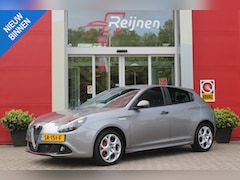 Alfa Romeo Giulietta - 1.4 Turbo 170PK AUTOMAAT MultiAir SUPER | AFNEEMBARE TREKHAAK | NAVIGATIE | "BREMBO" REMKL