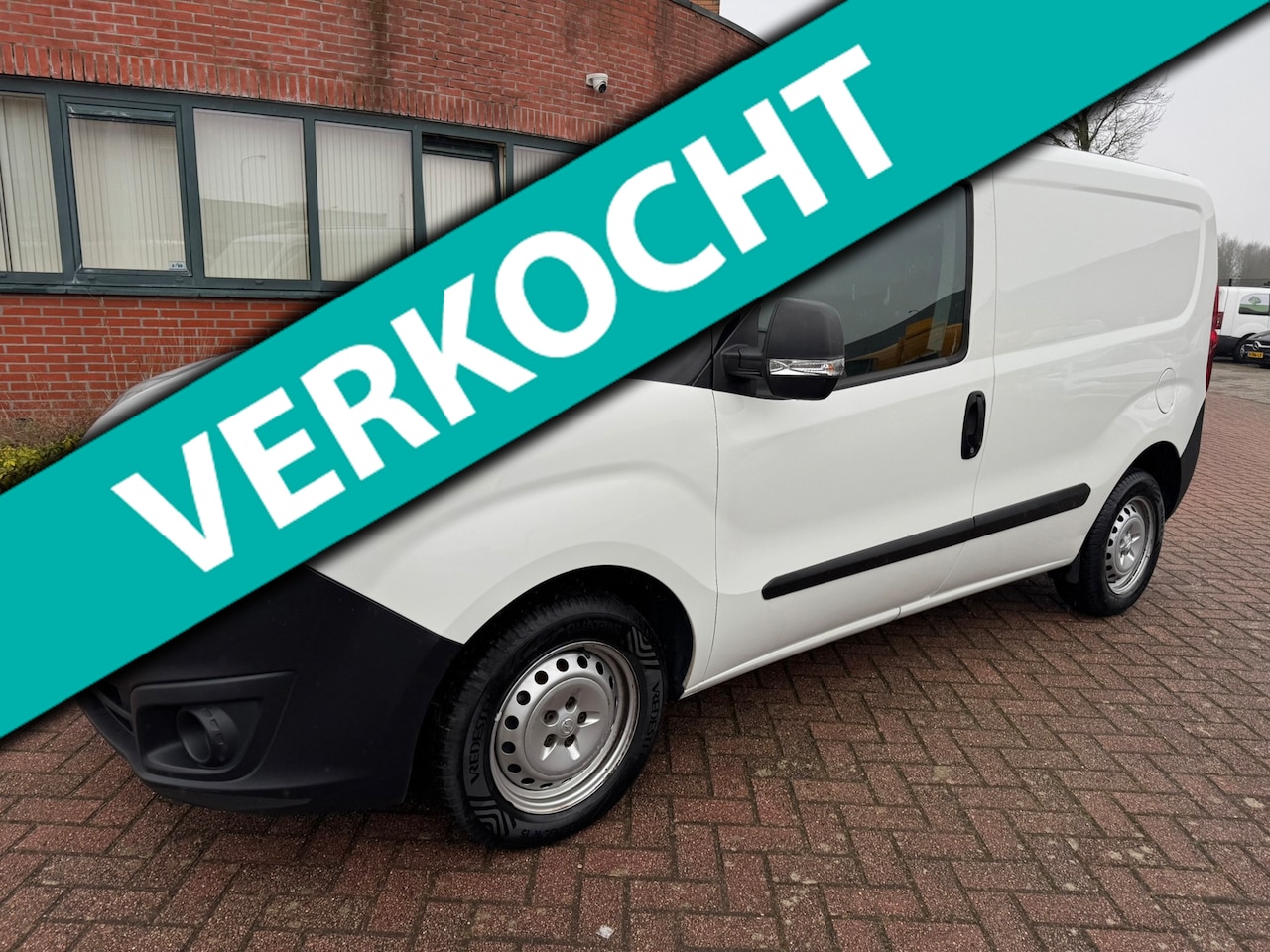 Opel Combo - 1.3 CDTi L1H1 Edition MARGE/CRUISE/AIRCO/NWAPK - AutoWereld.nl